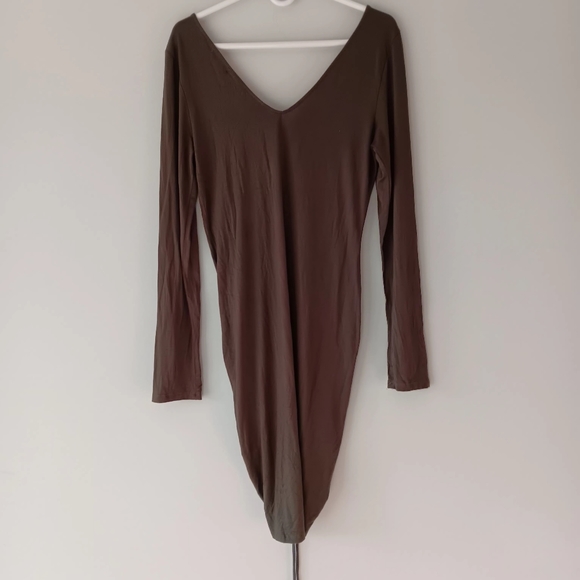 Fashion Nova Dresses Fashion Nova Long Sleeve Deep V Neck Ruched